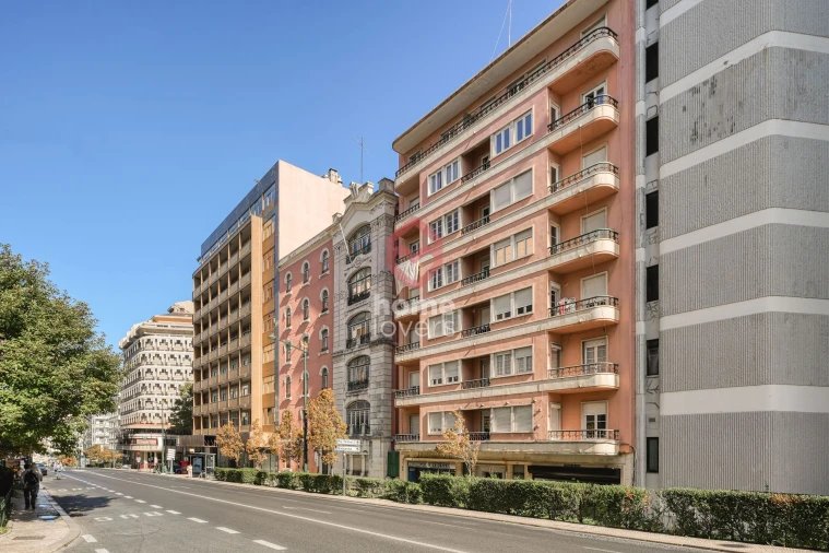 Apartamento T2 para Venda em Santo António Foto 27