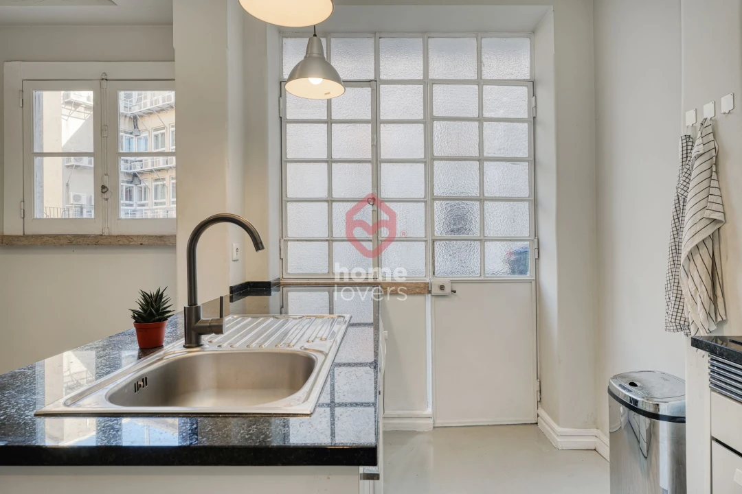 Apartamento T2 para Venda em Santo António Foto 13
