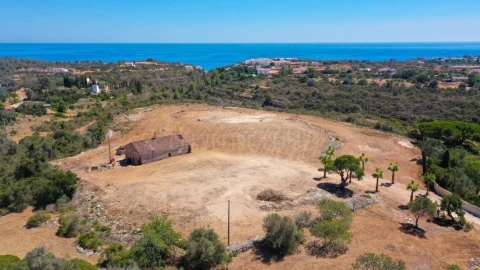 Moradia T4 para Venda em Lagoa e Carvoeiro