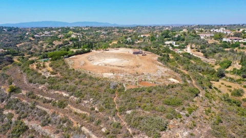 Moradia T4 para Venda em Lagoa e Carvoeiro