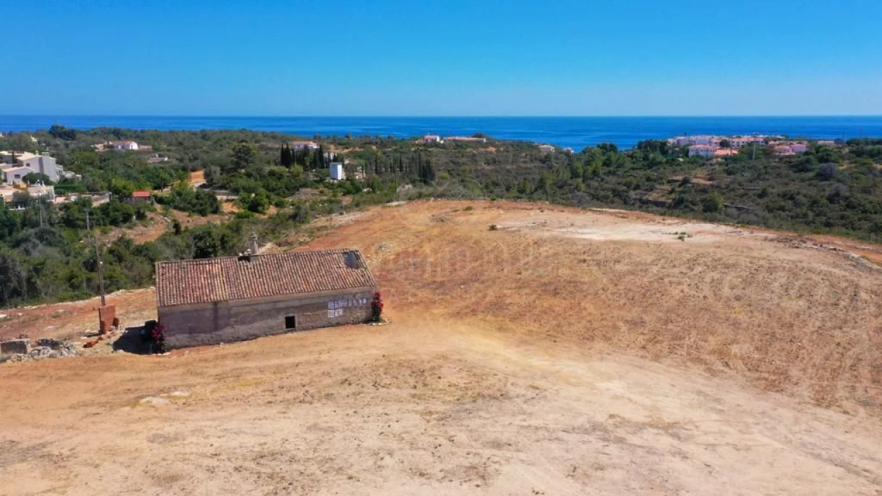 Moradia T4 para Venda em Lagoa e Carvoeiro Foto 40
