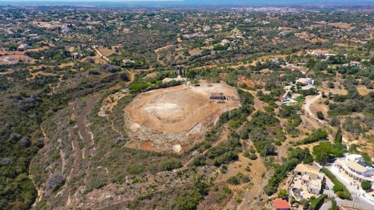 Moradia T4 para Venda em Lagoa e Carvoeiro Foto 48
