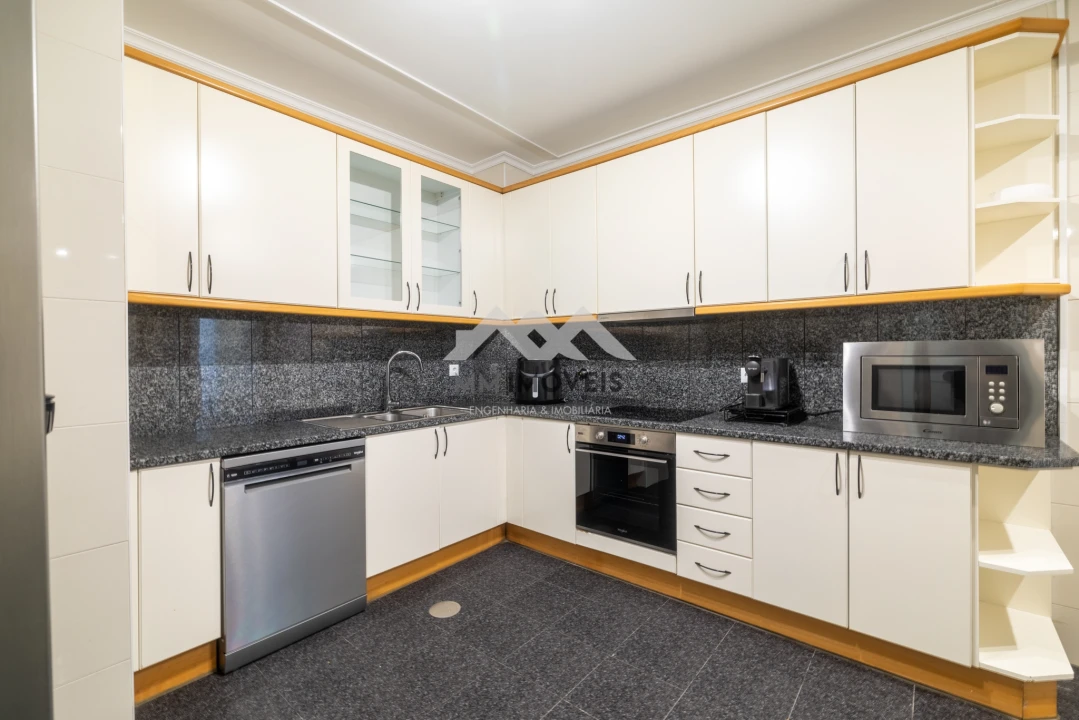 Apartamento T3 para Venda em Santa Marinha Foto 57