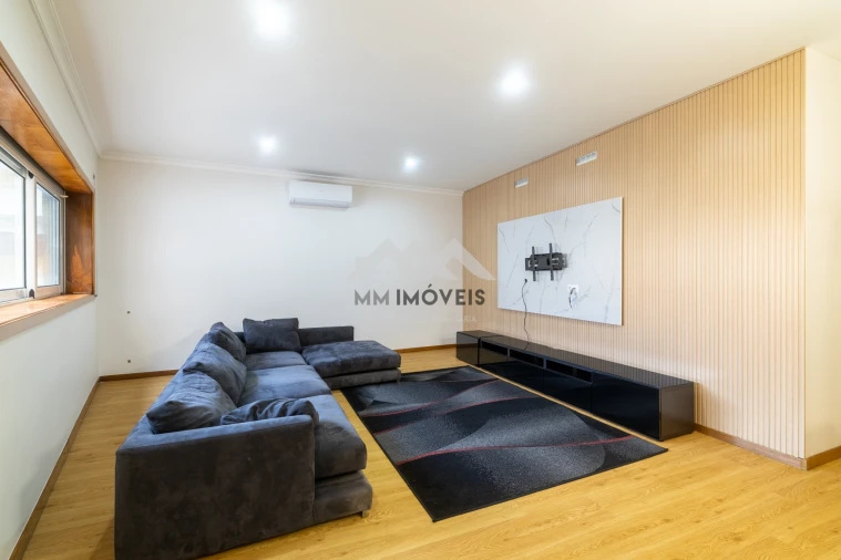 Apartamento T3 para Venda em Santa Marinha Foto 50