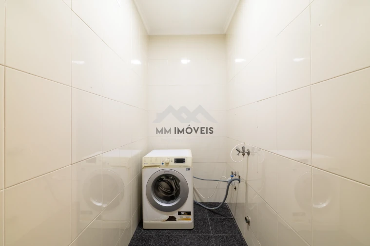 Apartamento T3 para Venda em Santa Marinha Foto 60