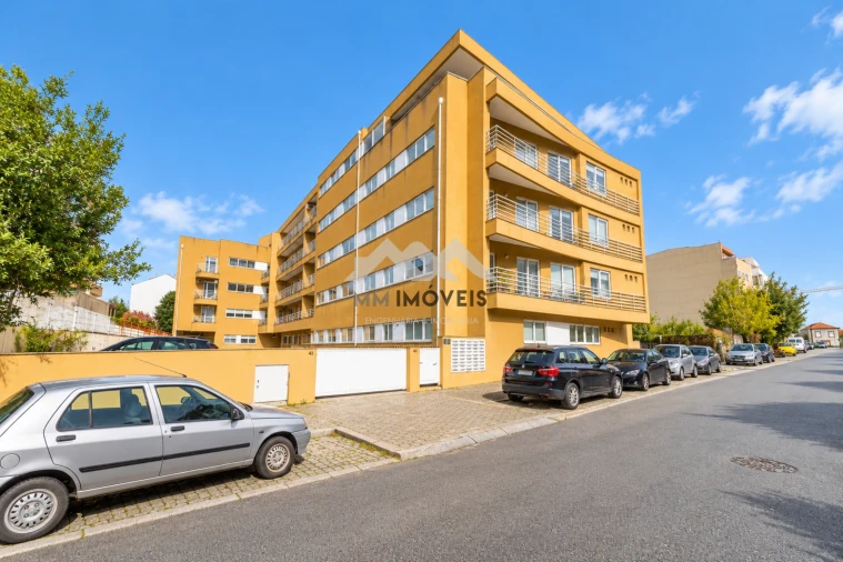 Apartamento T3 para Venda em Santa Marinha Foto 9