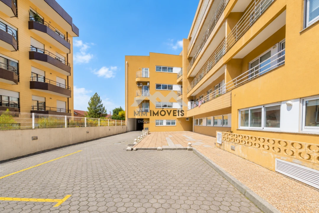 Apartamento T3 para Venda em Santa Marinha Foto 11