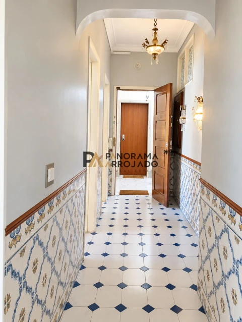 Apartamento T2 para Venda em Falagueira-Venda Nova