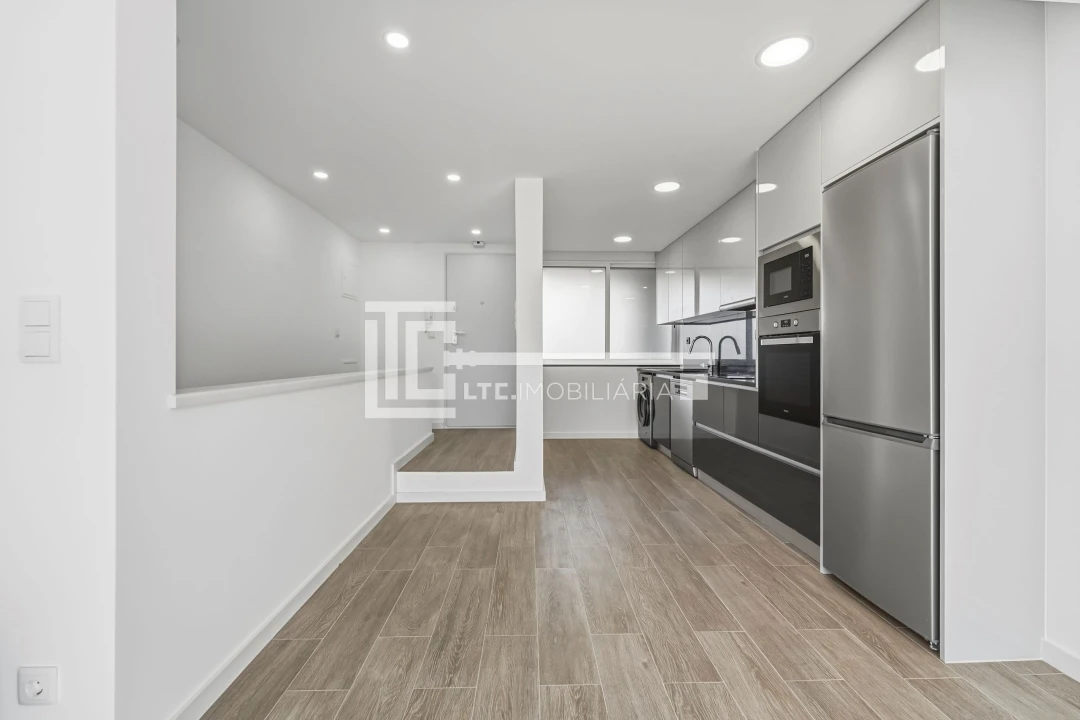 Apartamento T3 para Venda em Marvila Foto 3