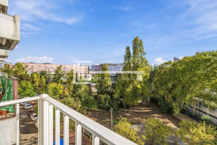 Apartamento T3 para Venda em Marvila Foto 10