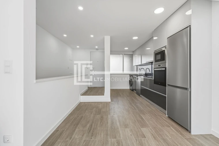 Apartamento T3 para Venda em Marvila Foto 3