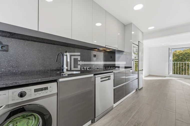 Apartamento T3 para Venda em Marvila Foto 6