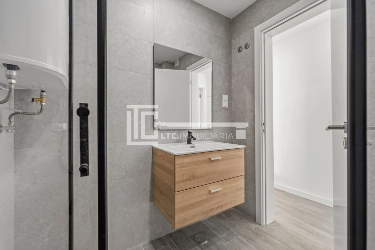 Apartamento T3 para Venda em Marvila Foto 19