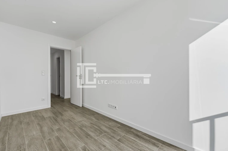 Apartamento T3 para Venda em Marvila Foto 16