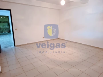 Moradia T6 para Venda em Quarteira