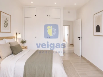 Moradia T6 para Venda em Quarteira