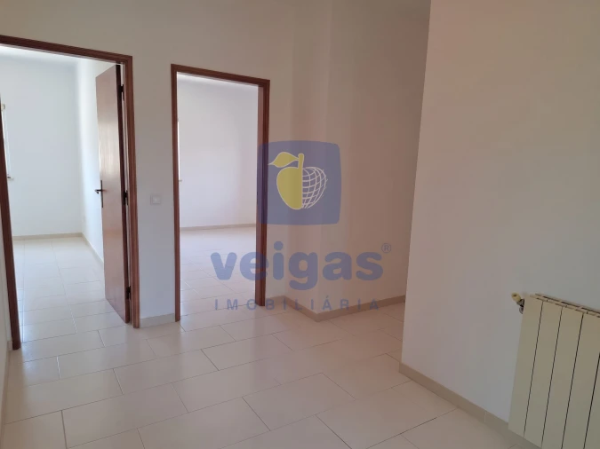 Moradia T6 para Venda em Quarteira Foto 10