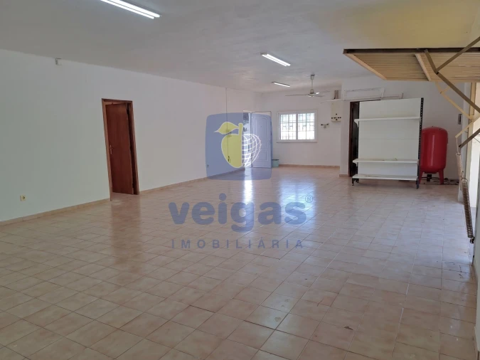 Moradia T6 para Venda em Quarteira Foto 45