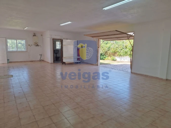 Moradia T6 para Venda em Quarteira Foto 44
