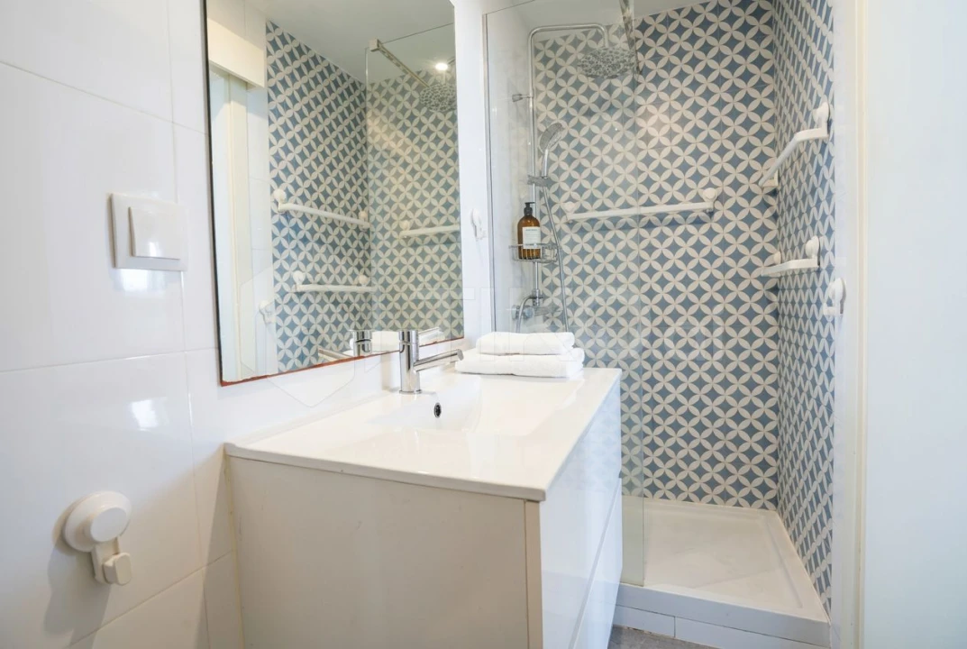 Apartamento T1 para Venda em Arroios Foto 12