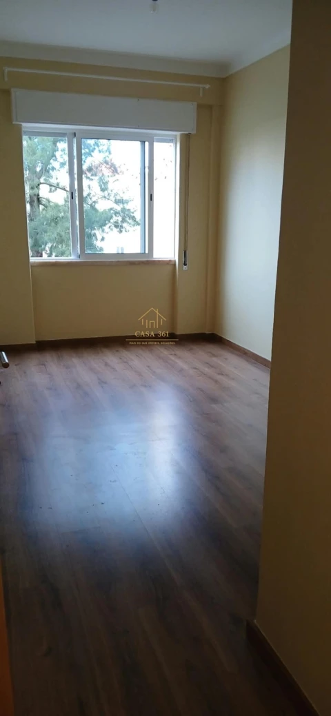 Apartamento T3 para Arrendamento em Vila Franca de Xira