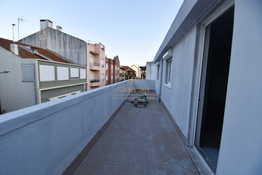 Apartamento T2 para Venda em Castanheira do Ribatejo e Cachoeiras Foto 10
