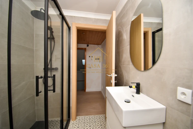Apartamento T2 para Venda em Castanheira do Ribatejo e Cachoeiras Foto 14