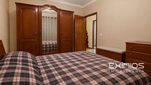 Apartamento T3 para Venda em Póvoa de Varzim, Beiriz e Argivai