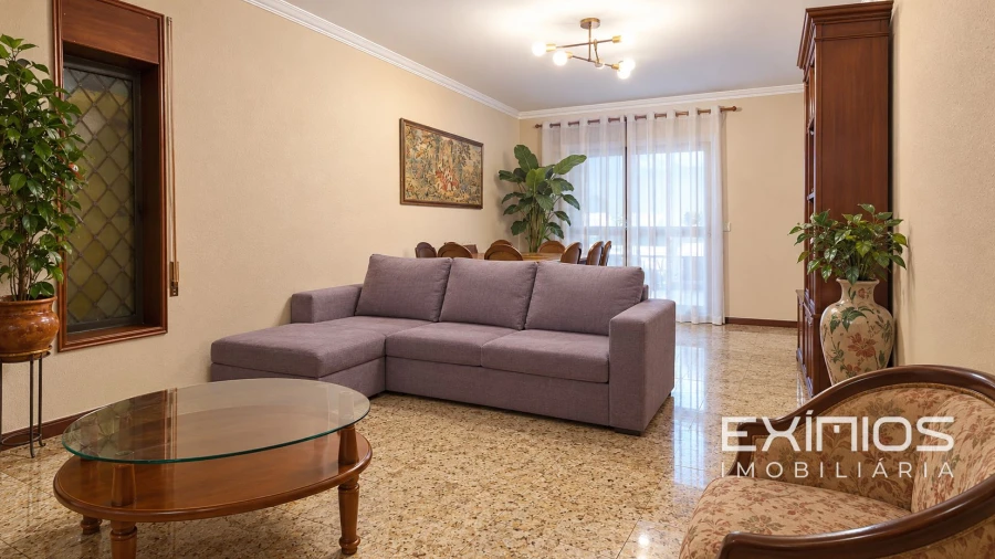Apartamento T3 para Venda em Póvoa de Varzim, Beiriz e Argivai
