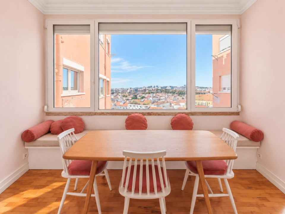 Apartamento T2 para Venda em Penha de França Foto 1