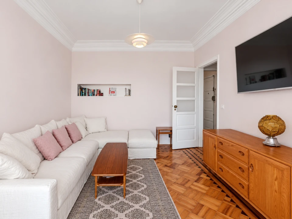 Apartamento T2 para Venda em Penha de França Foto 4