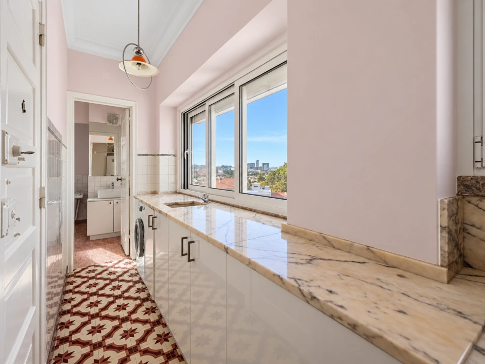 Apartamento T2 para Venda em Penha de França Foto 15