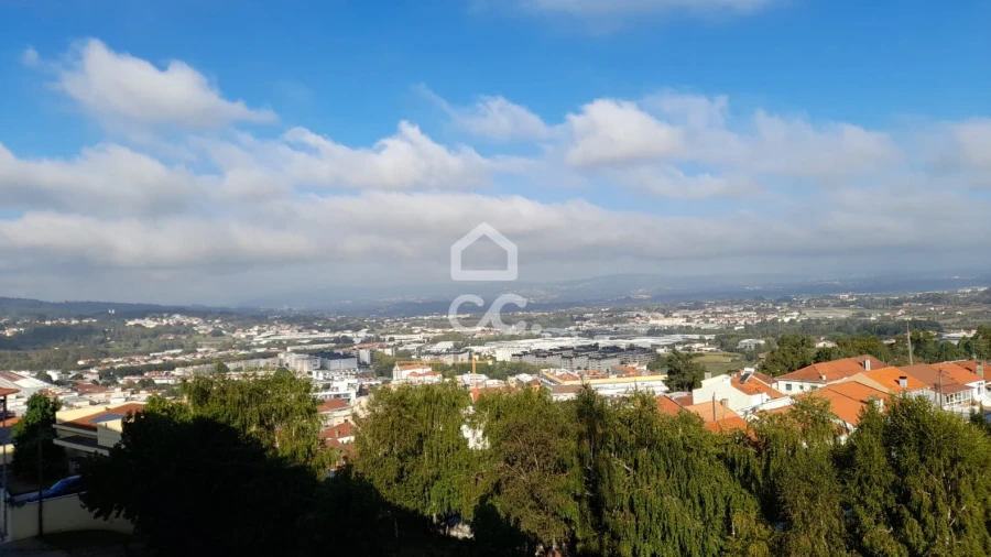 Apartamento T2 para Venda em Braga (Maximinos, Sé e Cividade)