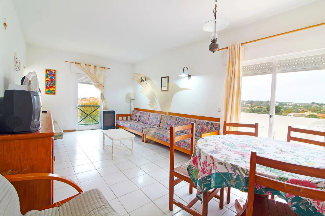 Apartamento T2 para Arrendamento em Albufeira e Olhos de Água Foto 2