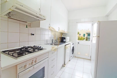 Apartamento T2 para Arrendamento em Albufeira e Olhos de Água