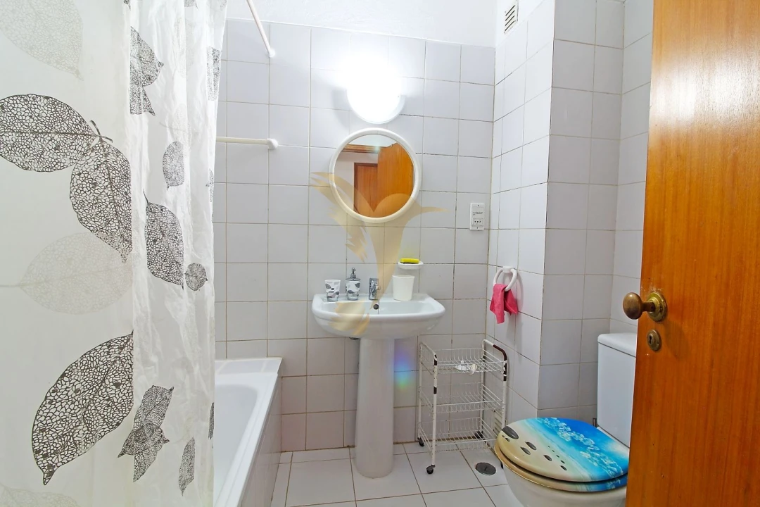 Apartamento T2 para Arrendamento em Albufeira e Olhos de Água Foto 16