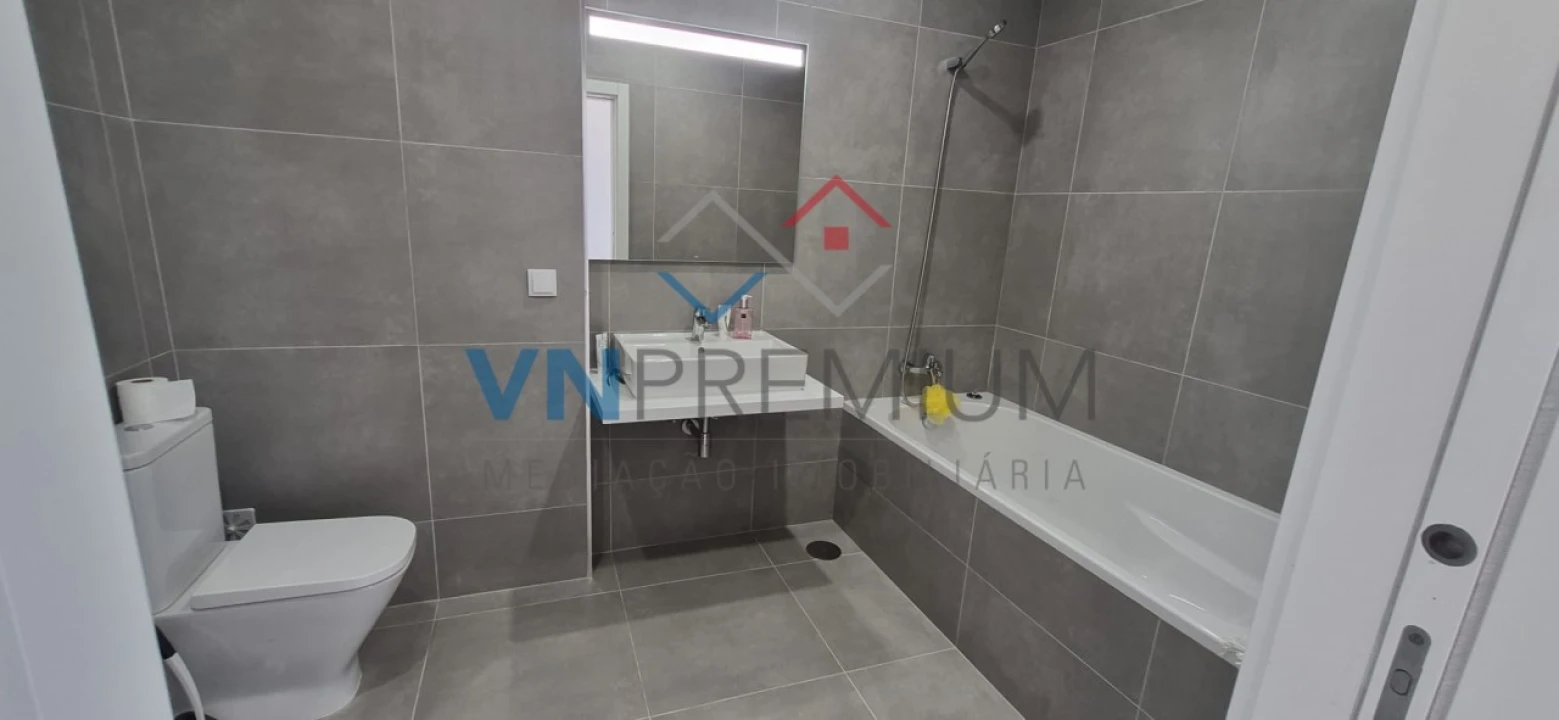 Apartamento T1 para Venda em Buarcos Foto 23