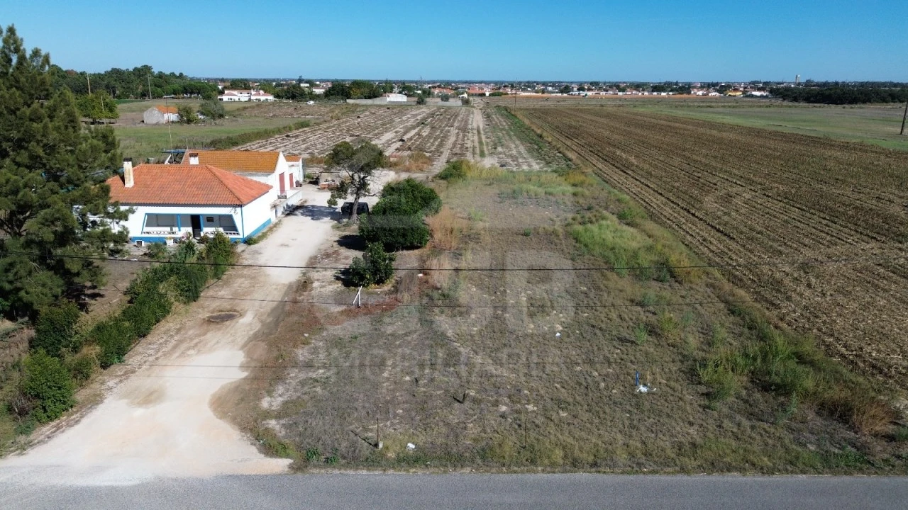 Terreno para Venda em Salvaterra de Magos e Foros de Salvaterra Foto 2