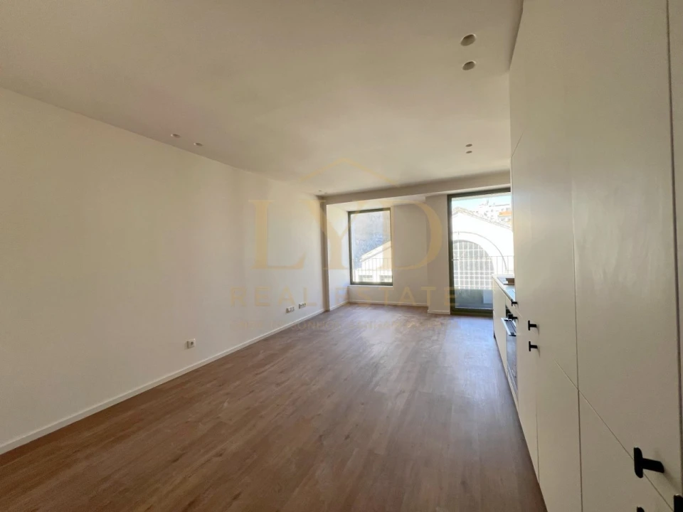 Apartamento para Venda em Cedofeita, Santo Ildefonso, Sé, Miragaia, São Nicolau e Vitória Foto 9