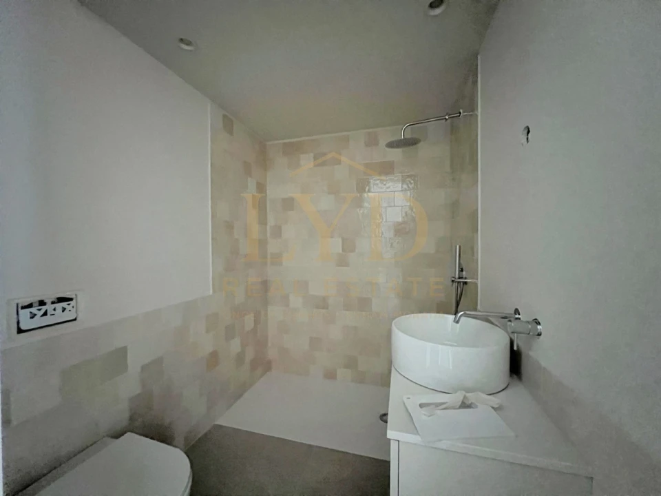 Apartamento para Venda em Cedofeita, Santo Ildefonso, Sé, Miragaia, São Nicolau e Vitória Foto 12