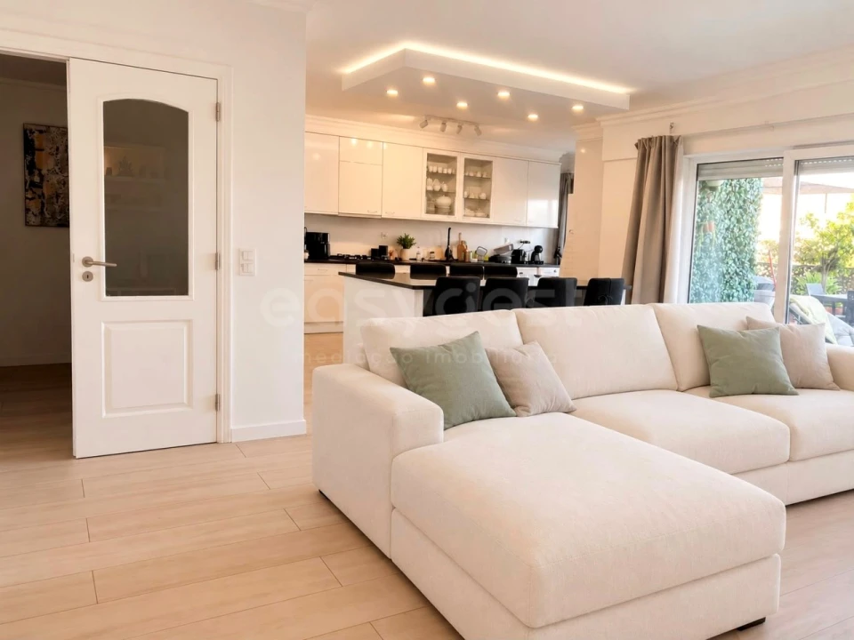 Apartamento T2 para Venda em Algés, Linda-A-Velha e Cruz Quebrada-Dafundo Foto 17