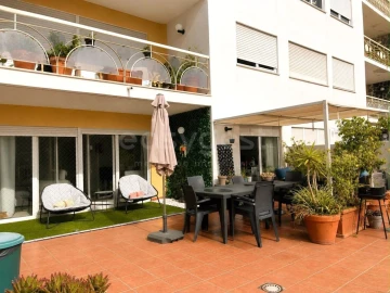 Apartamento T2 para Venda em Algés, Linda-A-Velha e Cruz Quebrada-Dafundo