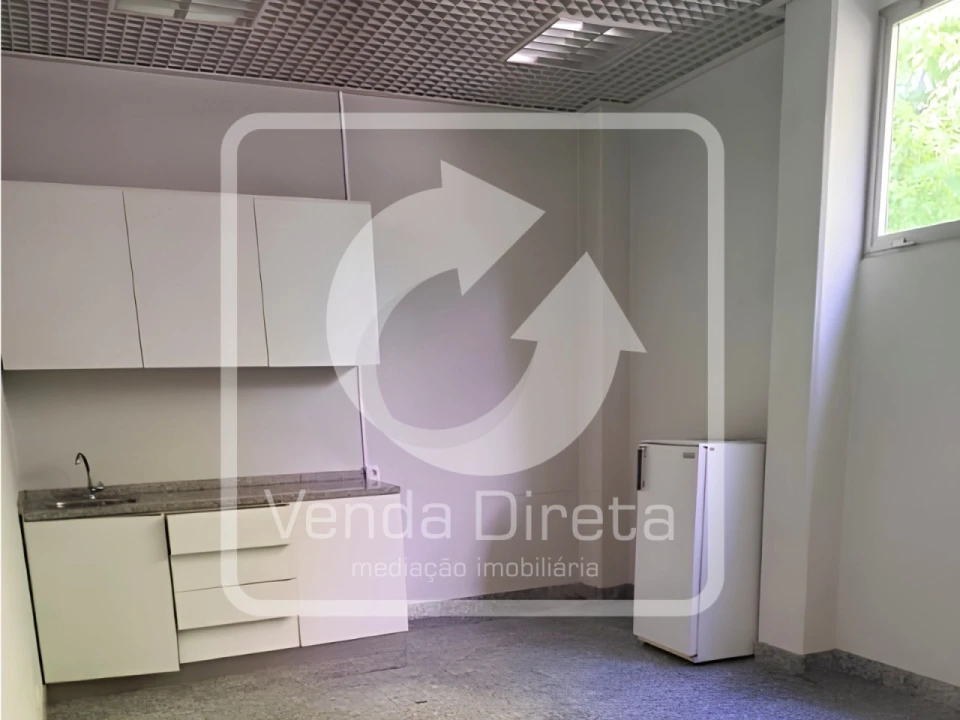 Prédio para Venda em Carrazeda de Ansiães Foto 5