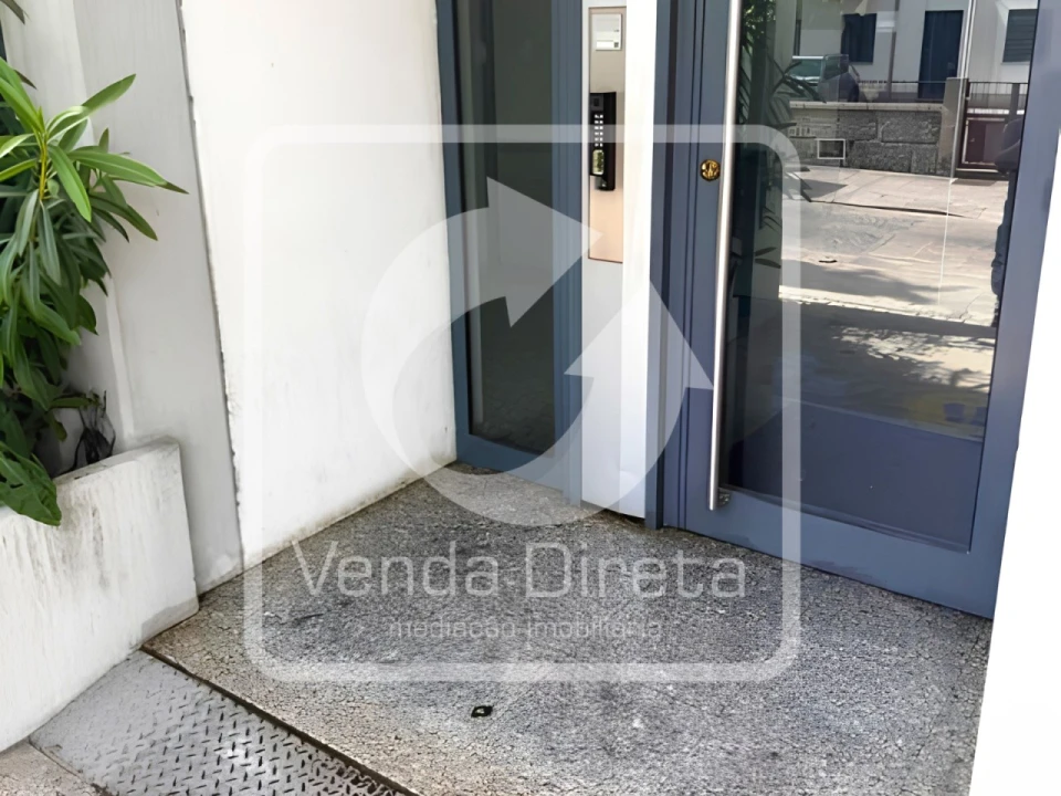 Prédio para Venda em Carrazeda de Ansiães Foto 15