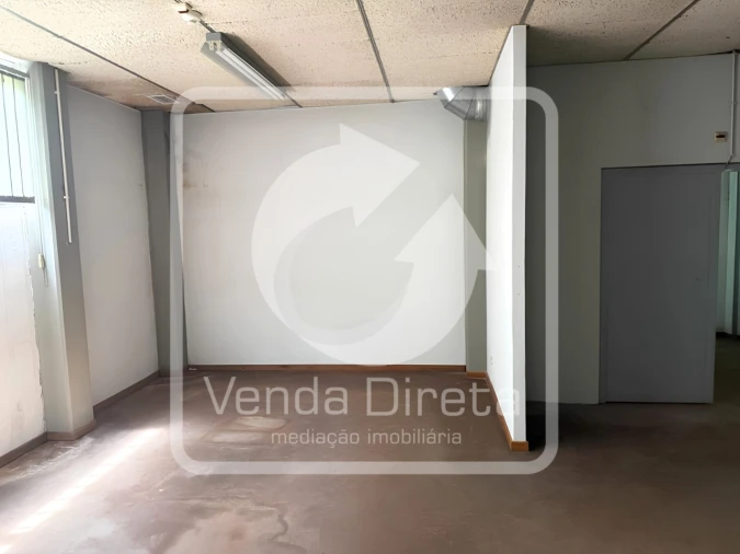 Prédio para Venda em Carrazeda de Ansiães Foto 10