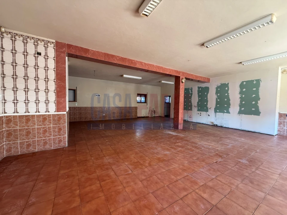 Loja para Arrendamento em Bagunte, Ferreiró, Outeiro Maior e Parada Foto 10