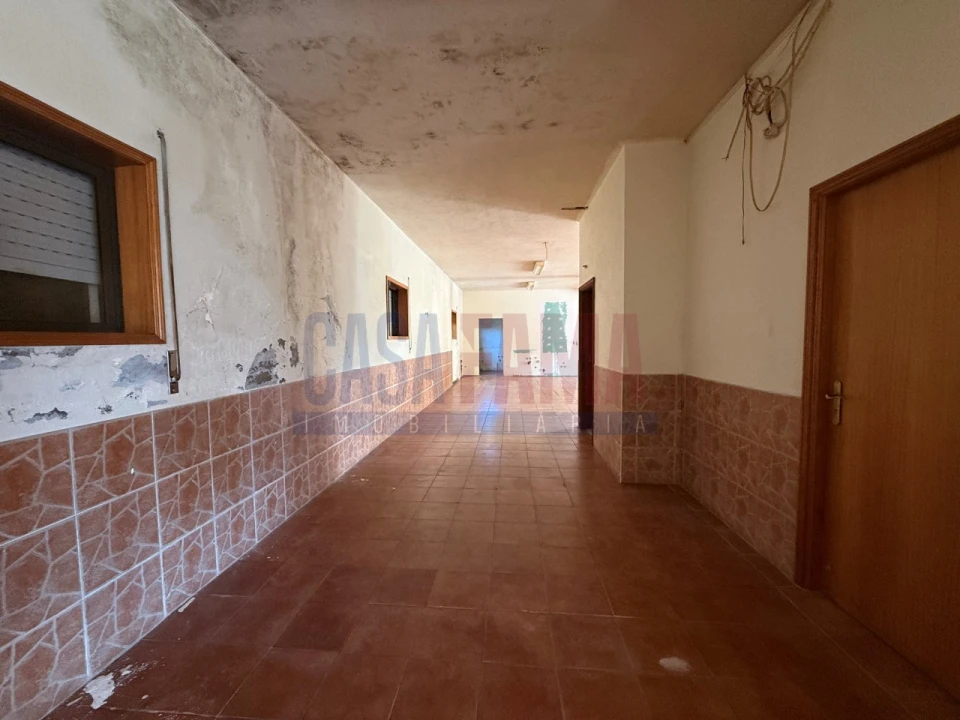 Loja para Arrendamento em Bagunte, Ferreiró, Outeiro Maior e Parada Foto 11