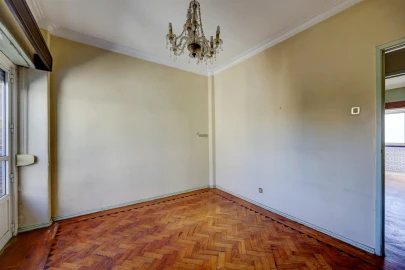 Apartamento T4 para Venda em Venteira