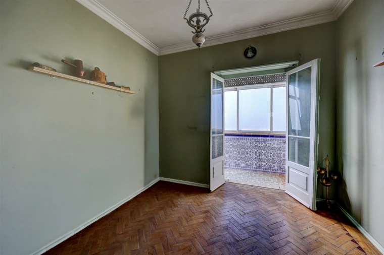 Apartamento T4 para Venda em Venteira Foto 10