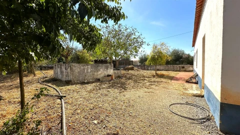 Moradia T2 para Venda em Borba (Matriz)